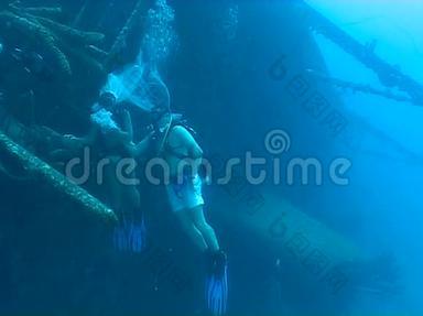 水下婚礼视频加勒比海